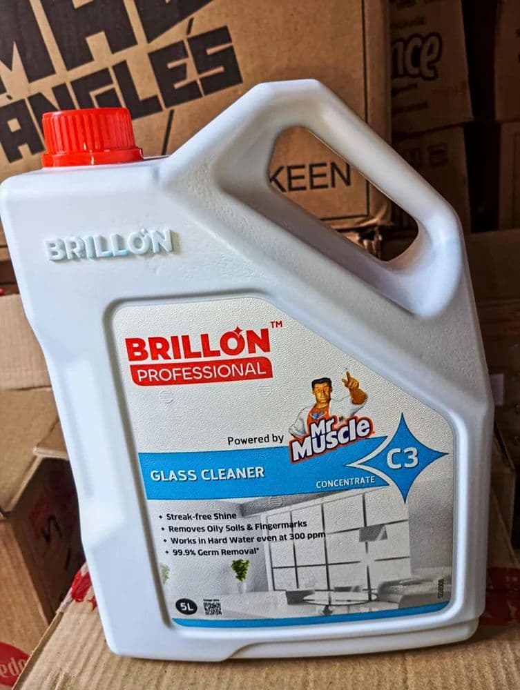 Plastic 5 Litre Glass Cleaner Concentrate, Packaging Type: Can