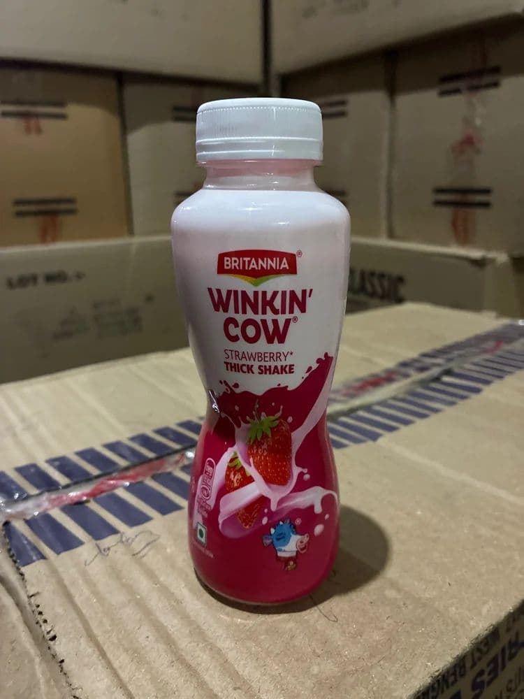 Britannia Winkin Cow Strawberry Milk Shake